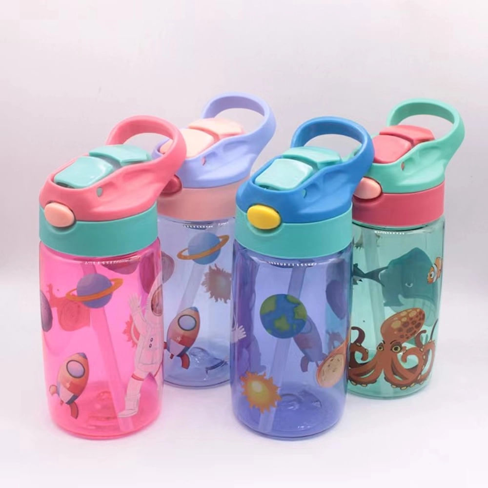 Garrafa Squeeze Cazza Anime com Bico e Canudo 500ml - Item Sortido em Oferta na Shopee