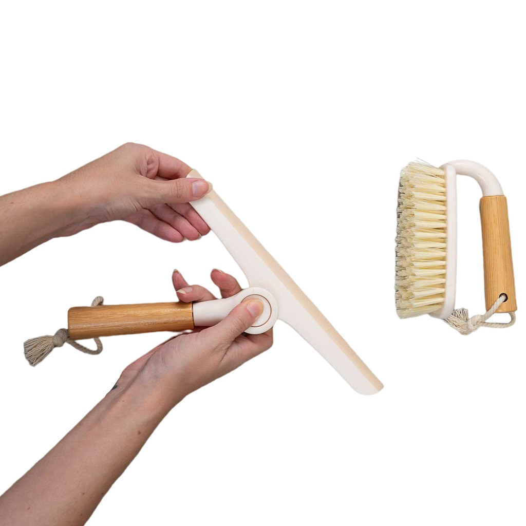 Kit Escova de Limpeza Multiuso com Cabo de Bambu E Rodo de Pia Dobrável com Cabo de Bambu Off-White Oikos · foto 2