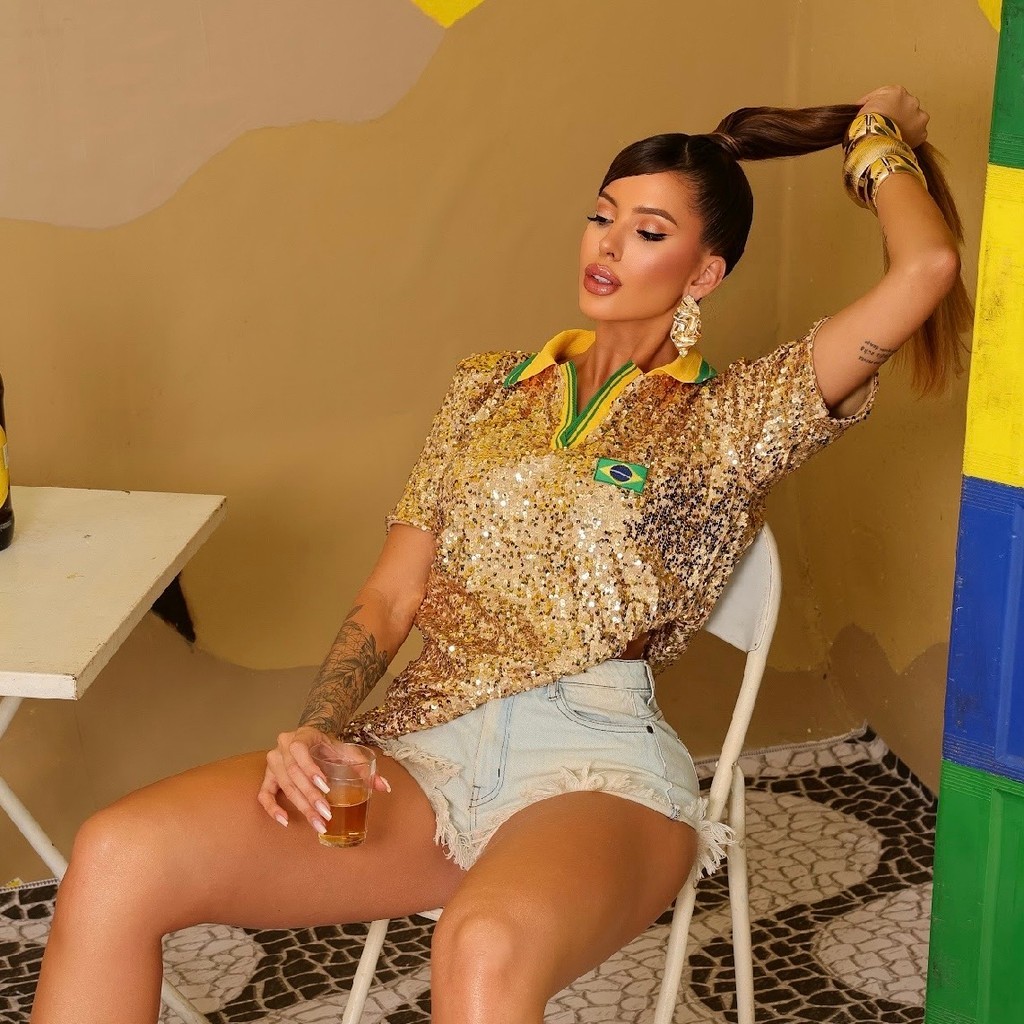 Camisa Blusa Feminina Do Brasil em Paetê Tecido Forrado Moda estilosa Brilho Tendencia Moda Copa do Mundo 2026 Estilo