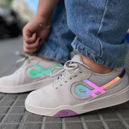 Tenis Ous Imigrante Refletivo Edição Limitada Classic Skate Básico Estiloso 34 ao 43 Feminino Masculino