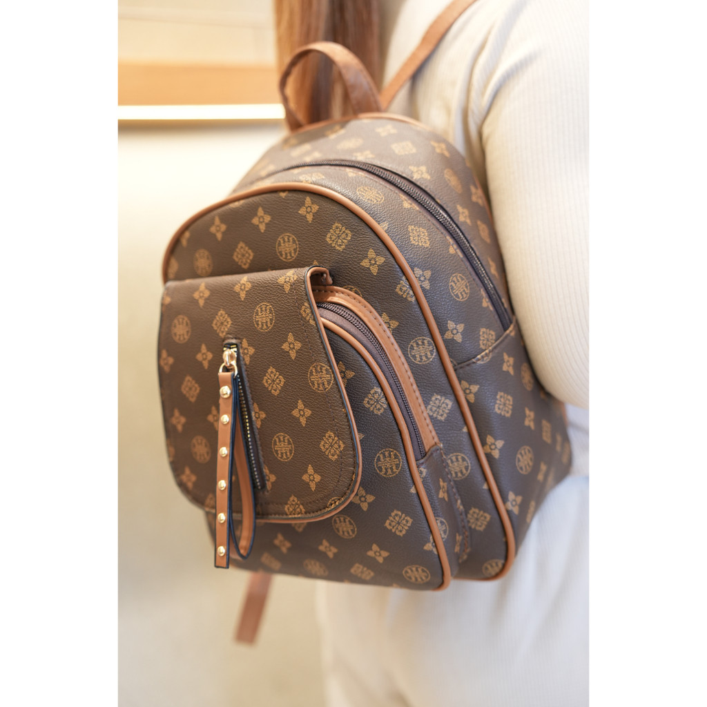 Mochila Retrô De Luxo Com Monograma E Design Em Patchwork De Couro Casual Feminina Com Grande Capacidade TM9189 AMY em Oferta na Shopee