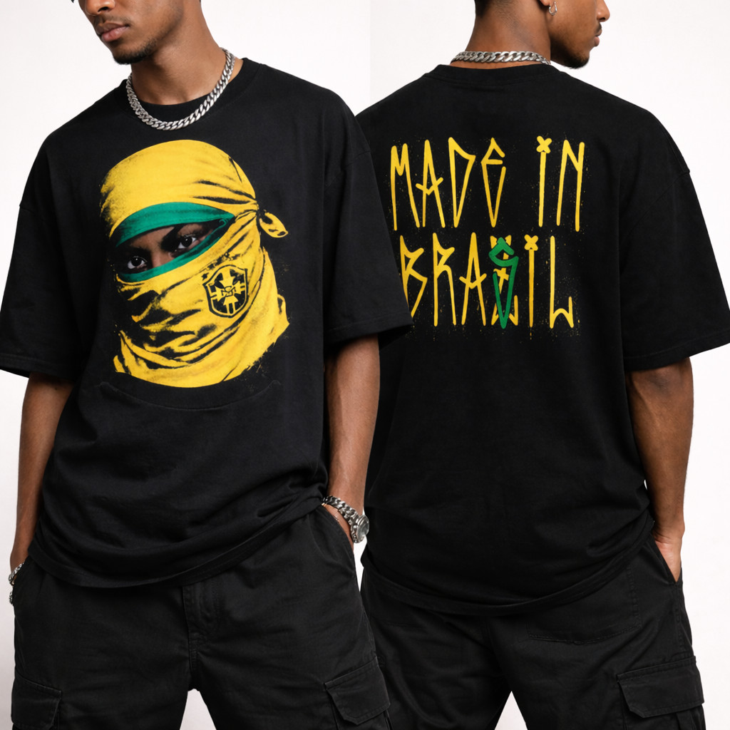 Camiseta Oversized Made In Brasil Streetwear Estampa Brasil Mascara Amarela Camisa Preta COPA DO MUNDO Masculina Unissex