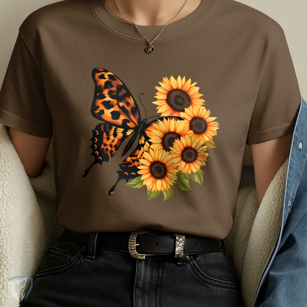 Camiseta Feminina Borboleta Laranja com Girassóis – Look Casual e Elegante de Verão
