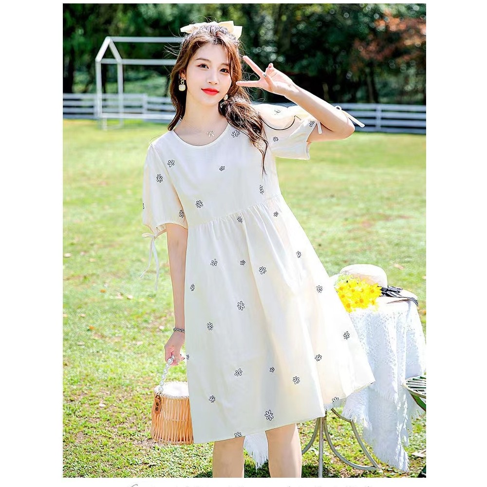 Maternidade verão terno vestido influenciador 2024 novo estilo esmeralda verão estilo fino exterior Wear High-End estilo