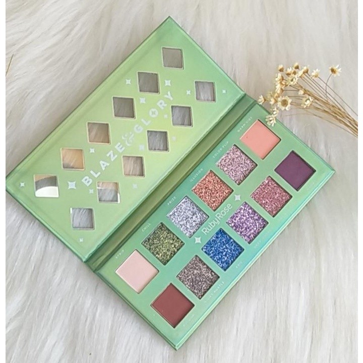 Paleta De Sombras Blaze Glory Ruby Rose