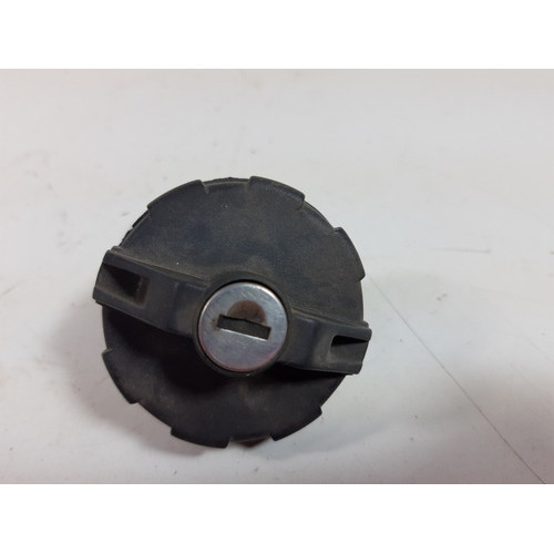 Tampa Tanque Combustível Gm Blazer 1997 1998 1999 A 2004