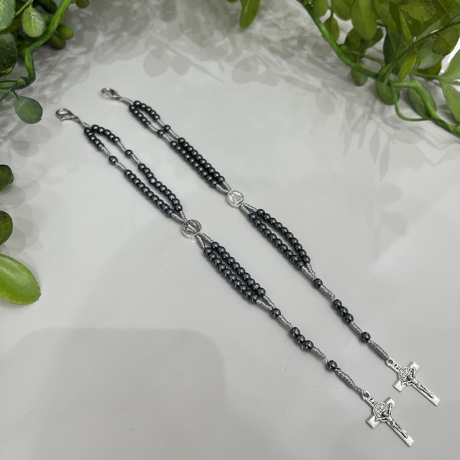 Kit Pulseira Terço Hematita Nossa Senhora e São Bento