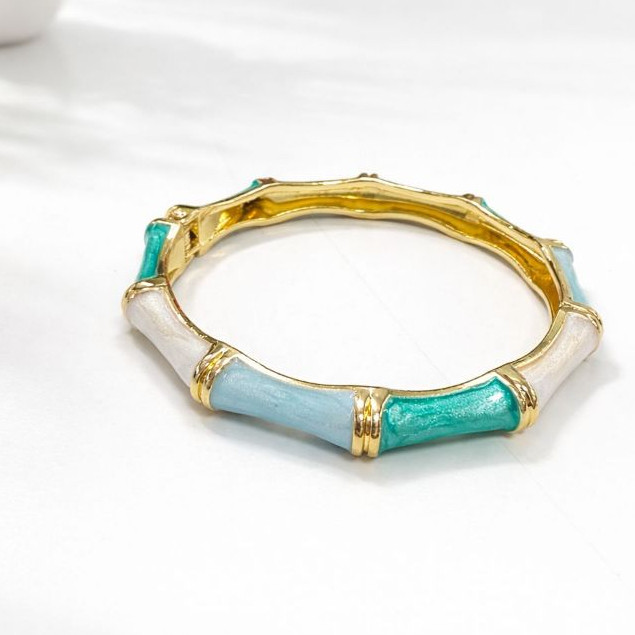 Bracelete Feminino Dourado Estilo Bambu Esmaltado Luxuoso Elegante e Moderno PS93