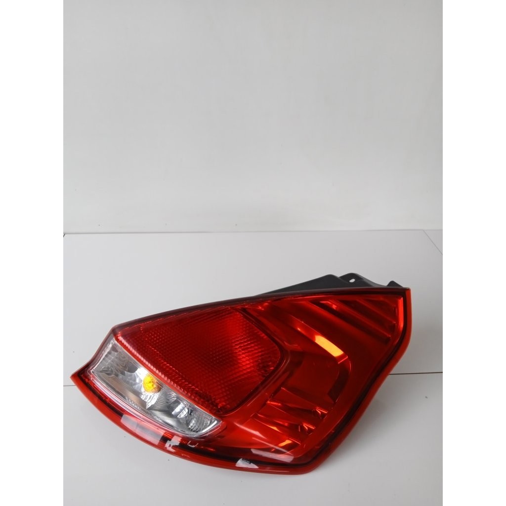 Lanterna Traseira Direita Original New Fiesta 2014-2017Hatch