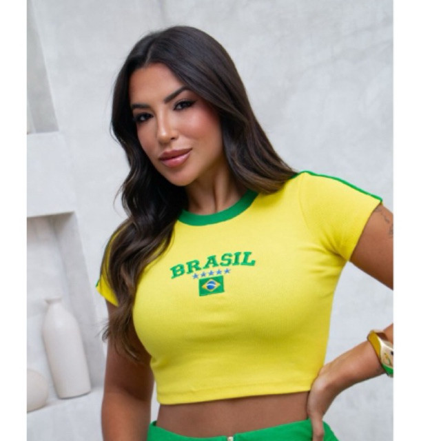 Camisa Brasil Feminina Baby Look Estrelas Bordada Canelada Copa do Mundo 2026 Algodão
