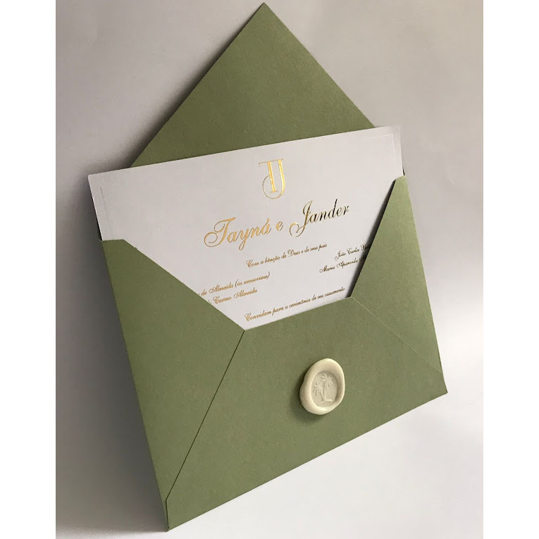 Envelope Bico Horizontal Verde Oliva Smooth Floresta 180g 15x22 (sem convite e sem o acabamento)