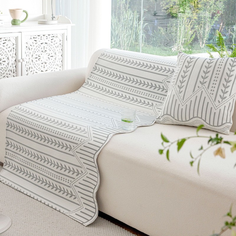 2026 Novo estilo Almofada de sofá de seda gelada em linha Almofada de tapete legal de verão Almofada fixa antiderrapante