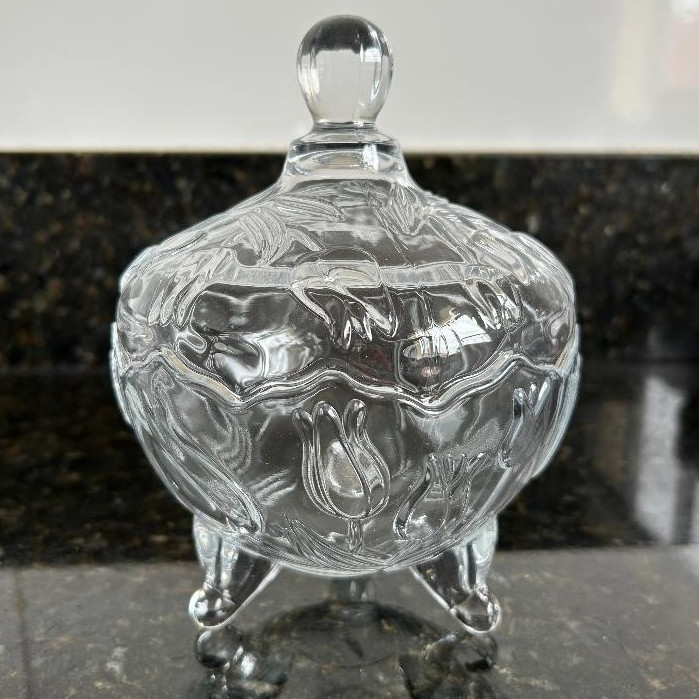 BOMBONIERE BALEIRO DE VIDRO COM PÉZINHO POTICHE PORTA DOCES PREMIUM em Oferta na Shopee