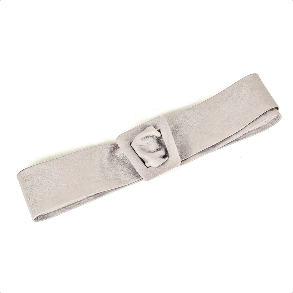 Cinto Feminino Regina em Couro Alta Qualidade Fivela Quadrado Moda Moderna