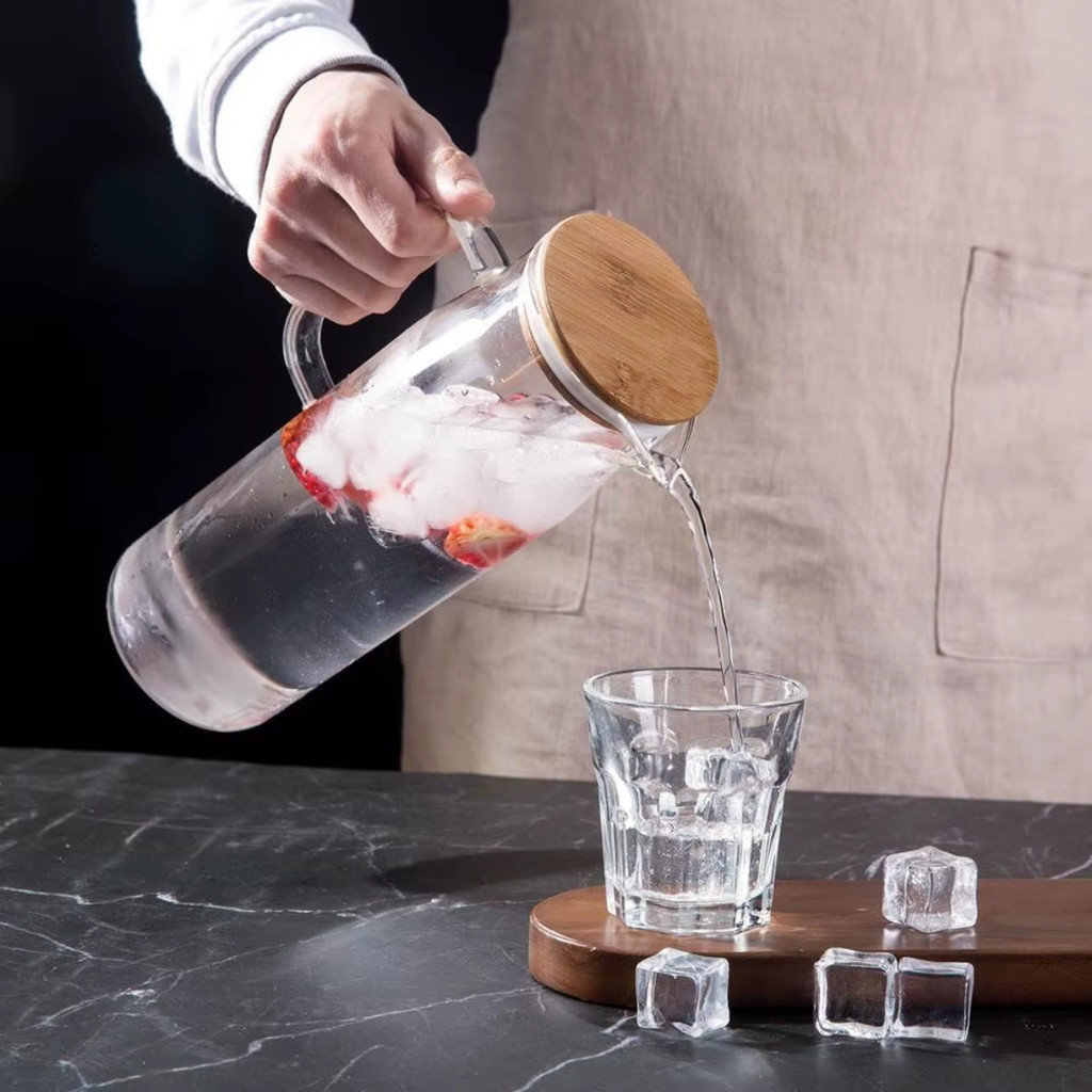 Jarra de Vidro Borossilicato com Tampa de Bambu 1L Garrafa de Suco Chá Tampa Hermética Geladeira em Oferta na Shopee