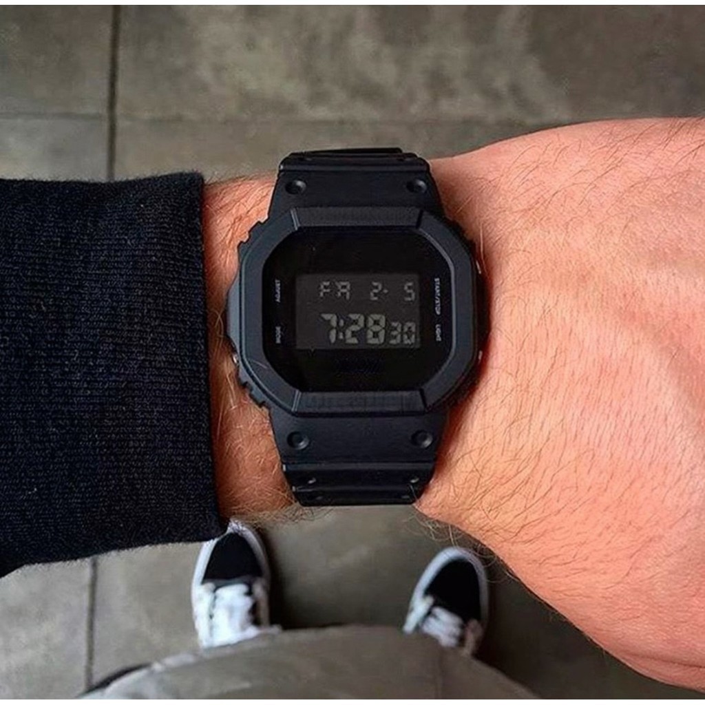 Relógio Digital Menor Masculino Silicone Alarme Cronômetro Esportivo Resistente À Água Preto — imagem 2 de 2