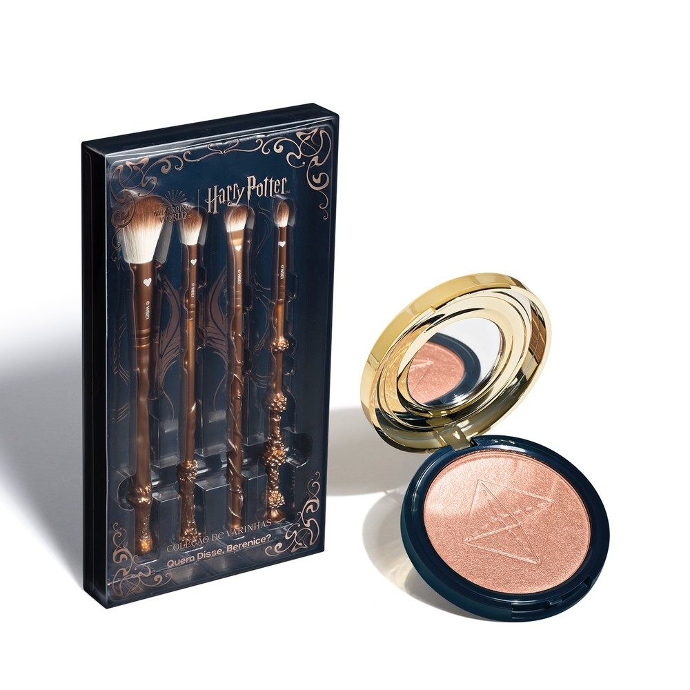 Combo Aula de Feitiços Harry Potter: Iluminador Cremoso Rosado 5g + Kit Pincéis em Oferta na Shopee