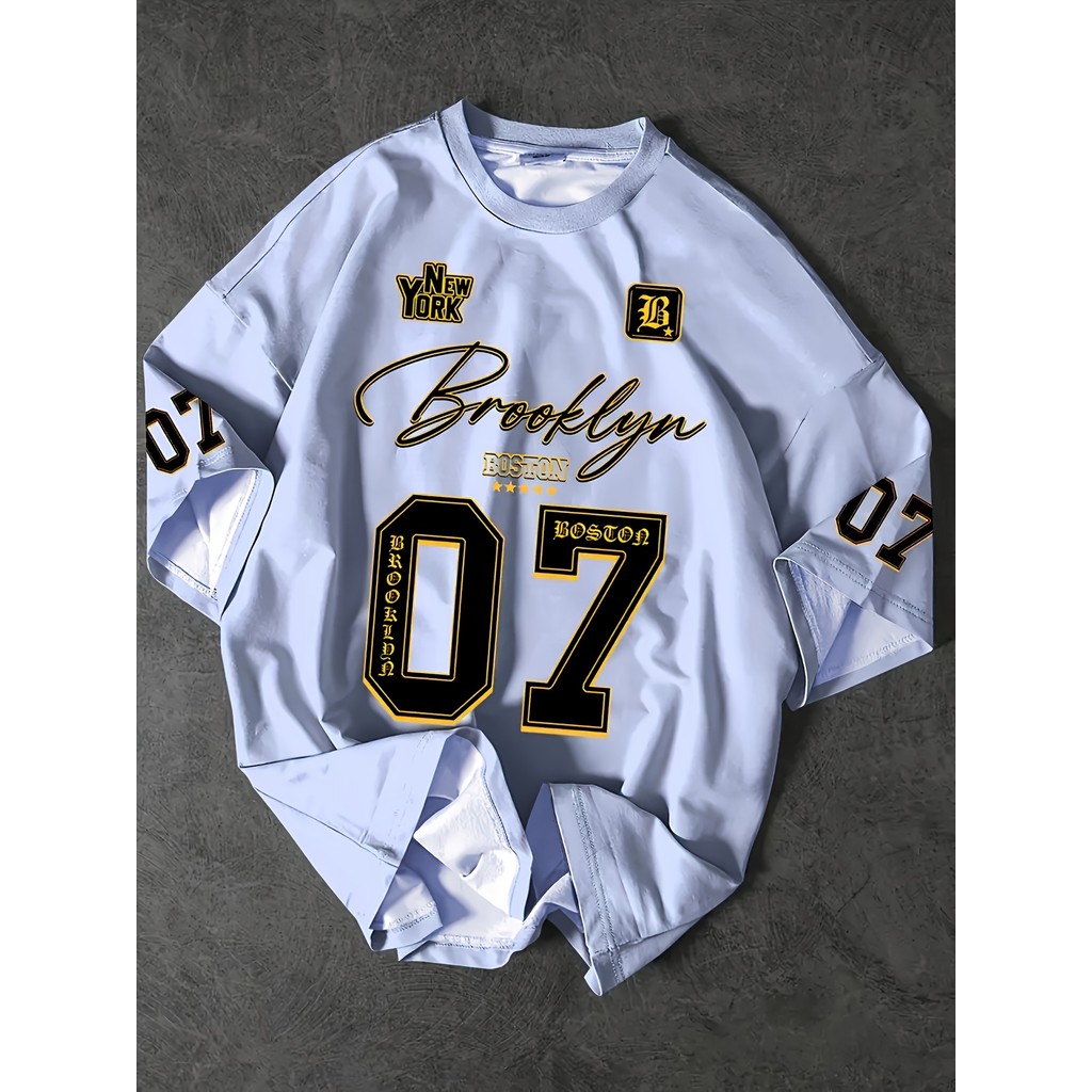 T-shirt masculina Brooklyn 07 com estampa de logo, estilo oversized casual streetwear com número 07 em destaque e letras