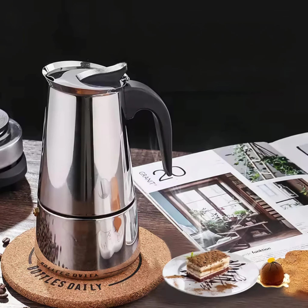 Cafeteira Italiana Inox para 6 ou 2 Xícaras Preparo Inox Jarra Elétrica Bule Chimarrão Café Cozinha