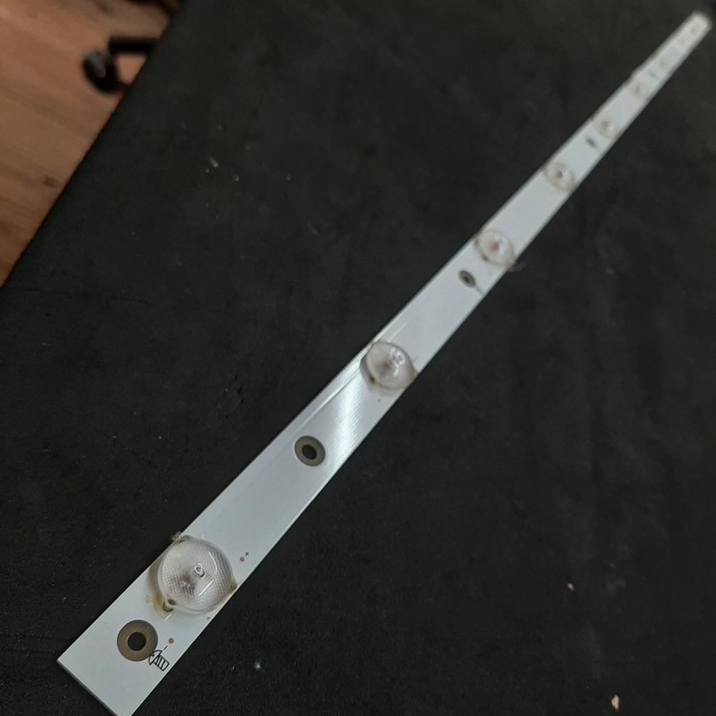 Barra De Led Unidade Tv Aoc Le40d1452 (tvl-037)