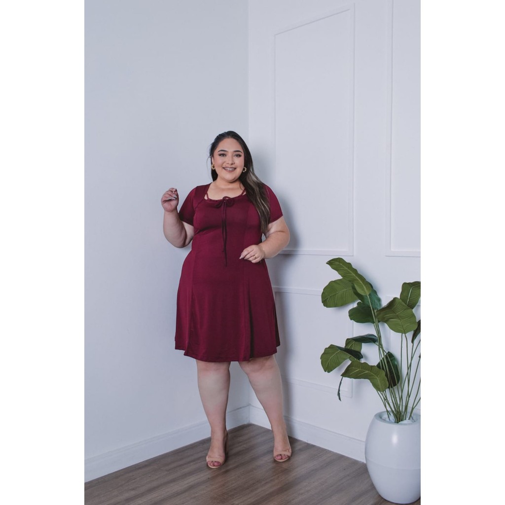Vestido Curto Plus Size Soltinho Lacinho Decote