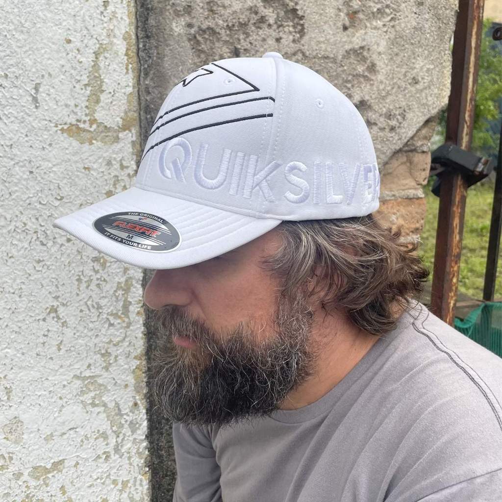 Boné Quiksilver Flexfit Emb Side Omni Branco M