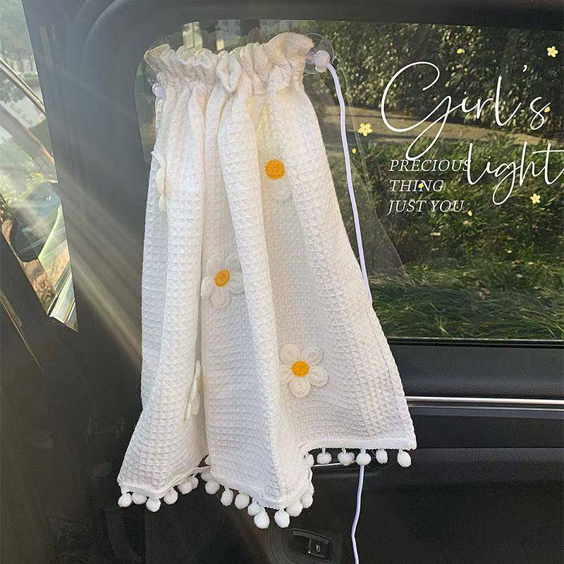 【Ready Stock】 INS Fresh Car Shading Curtain Suction Cup Car Sunscreen Heat Insulated Sunshade Children dvS1
