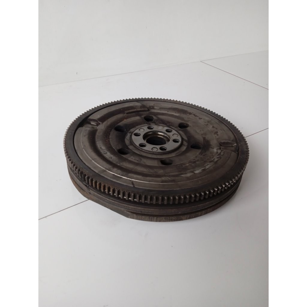Volante Motor Bimassa Tiida Sl 1.8 2011 12