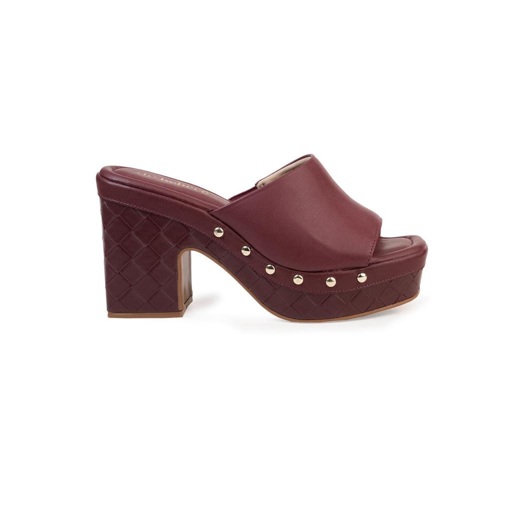 Tamanco Bebecê Clog Com Tachas em Oferta na Shopee