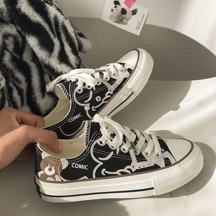 PD5 ️ 36-40 Bonito Pintado À Mão Urso Sapatos De Lona Feminino Estudante Macio Menina Estilo Coreano Versátil Tênis Casu