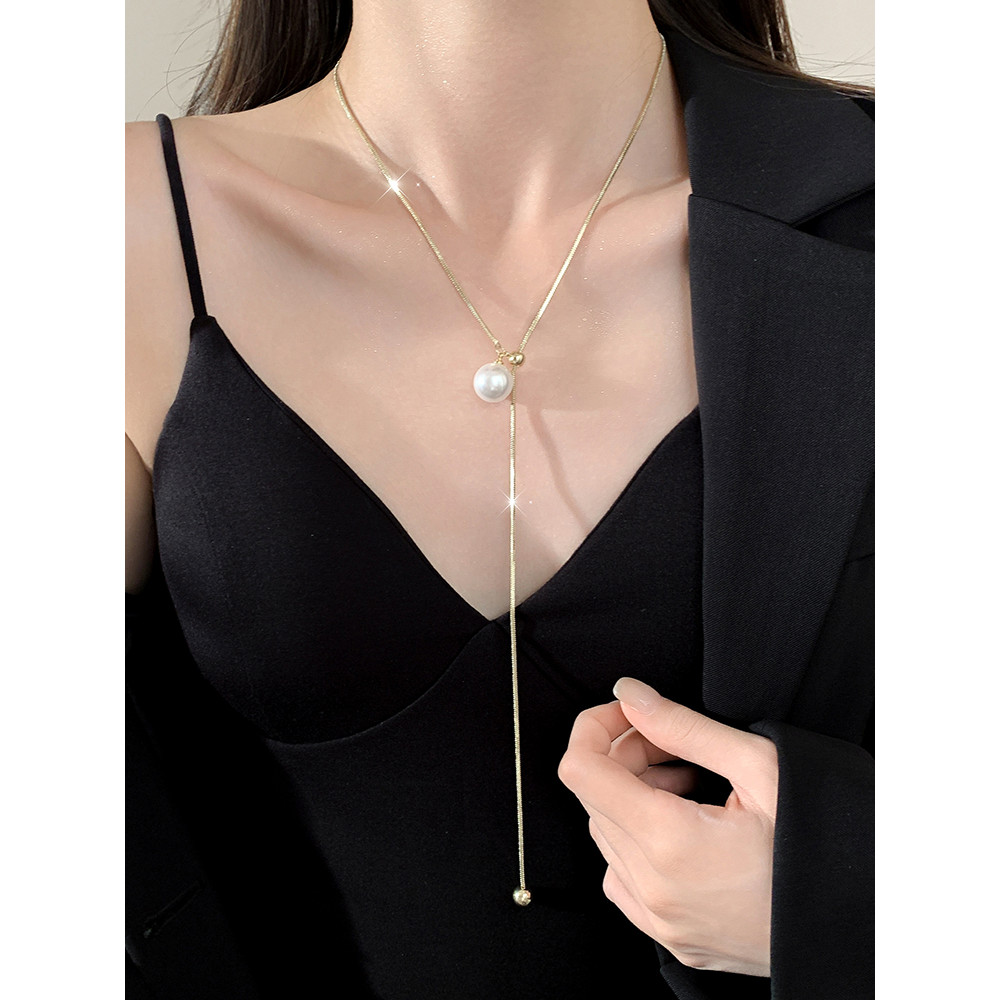 colar aço inoxidável colar Colar de pérolas ajustável dourado feminino luz luxo nicho Design longo colar moda High-End