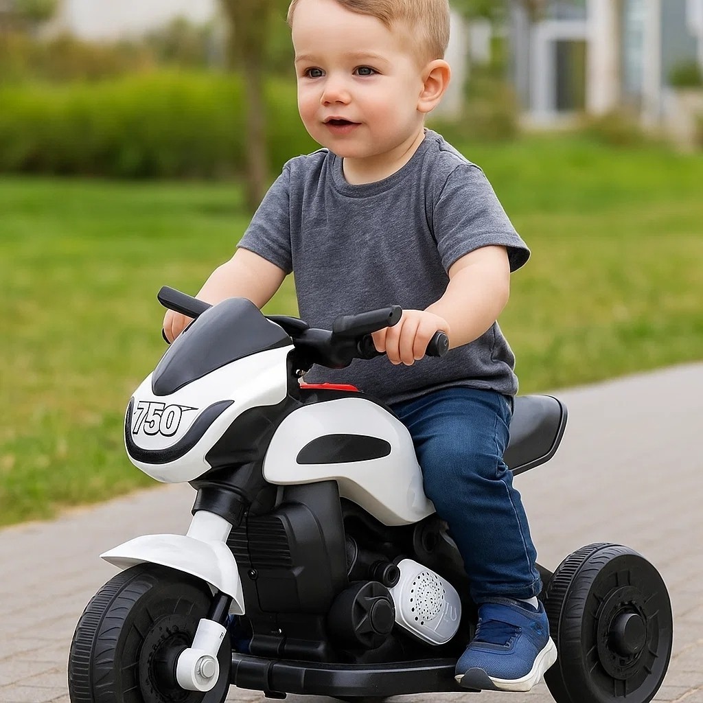 Moto Elétrica Infantil 6V - Branca Brinquedo Criativo Diversão Crianças Interativo Lazer Presente