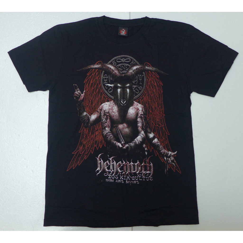 Music.Soul Camiseta Unissex Behemoth Black Death Metal Goat Baphomet Estampa Confortável Estilosa Retrô Casual