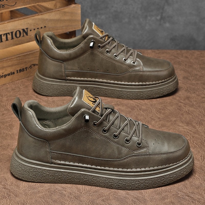 Sapatos masculinos casuais sapatos de couro primavera 2026 novo estilo verão trabalho tênis masculinos All-Match sapatos