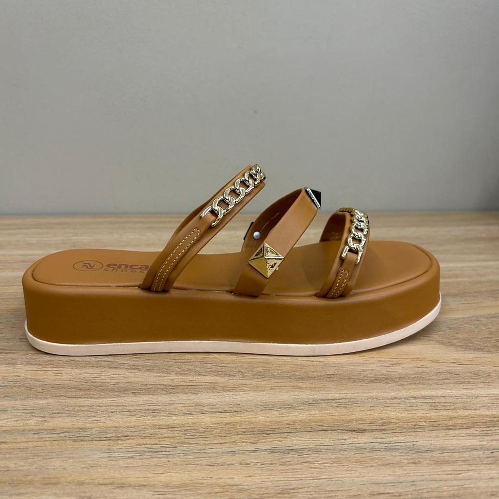 Sandália Femina Flat Encanto Shoes FT3 Tiras Detalhes Tachinhas Casual Flat Salto Médio Confortável Bonita Tendência