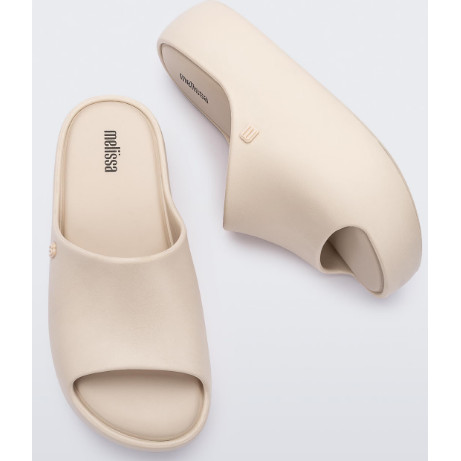 Melissa Free Platform Slide
