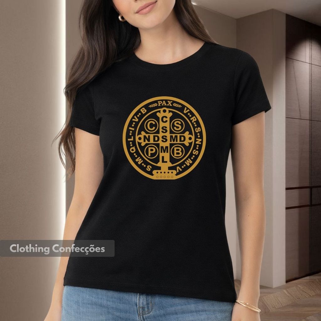 Camiseta Baby Look Cristã Religiosa Medalha De São Bento Dourada Feminina Católica Devota Fé Oração Proteção São Bento