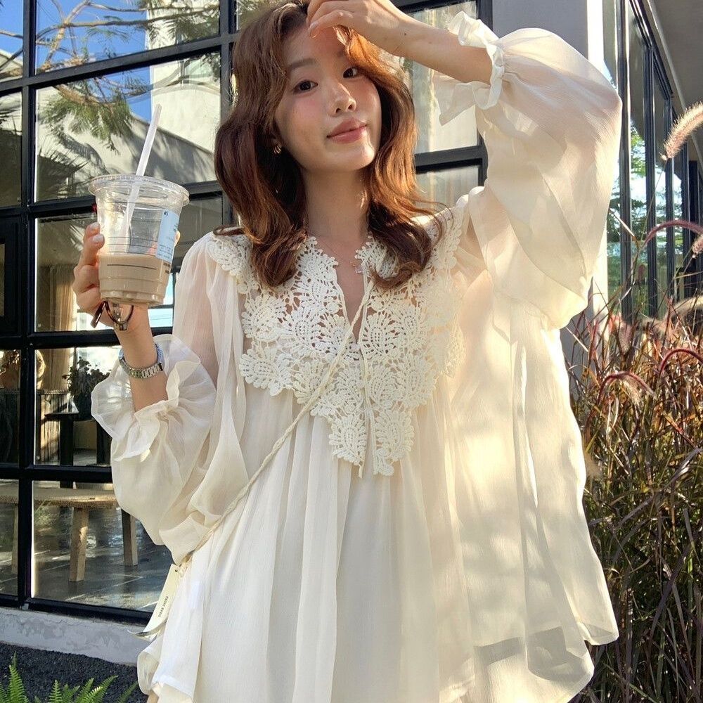 2026 Regular Elegante Celebridade Solta Chiffon Camisa + Sling Conjunto de Duas Peças Costura de Renda Camisa de Cor Sól