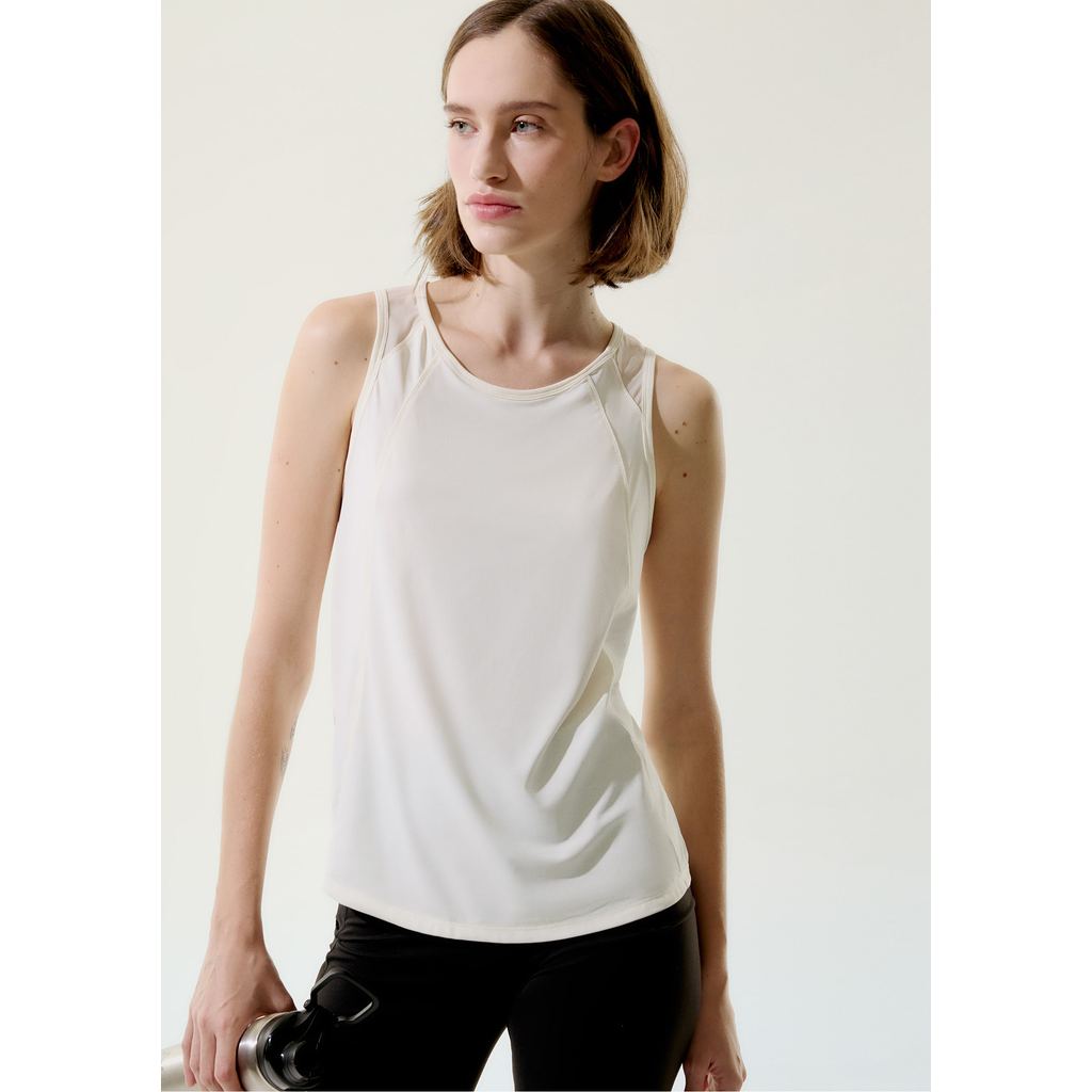 Regata Esportiva Feminina Com Tule