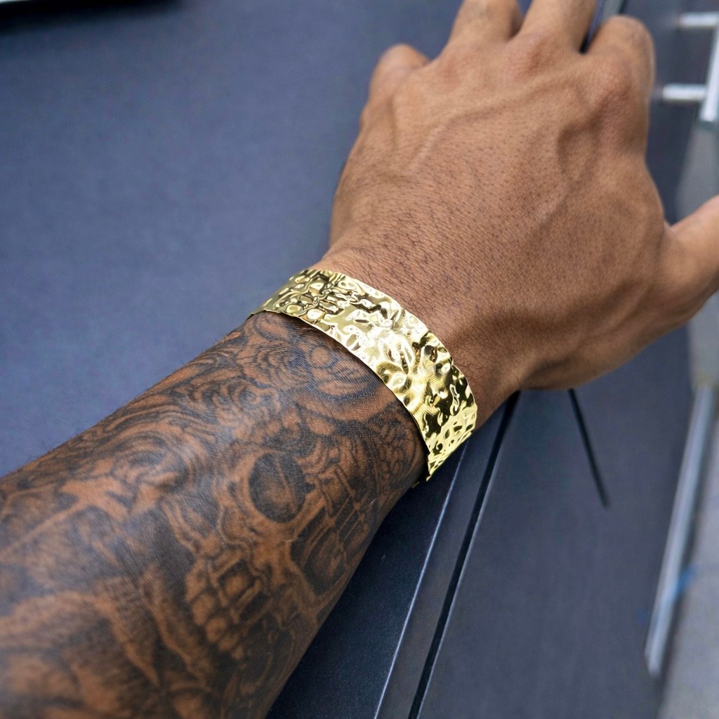 Bracelete Mc Poze 100% em moeda antiga idêntico ao ouro 18k 20MM ajustável