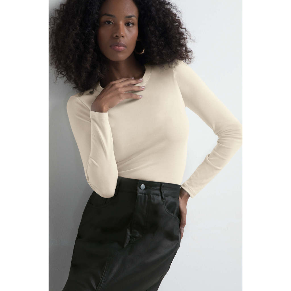 Blusa Feminina Suedine Lisa Marialícia Bege em Oferta na Shopee