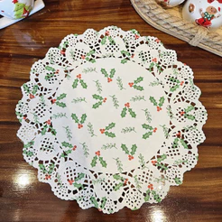 Doilies Toalha Papel Rendado Estampado Natalino Branco 34CM 20 Folhas