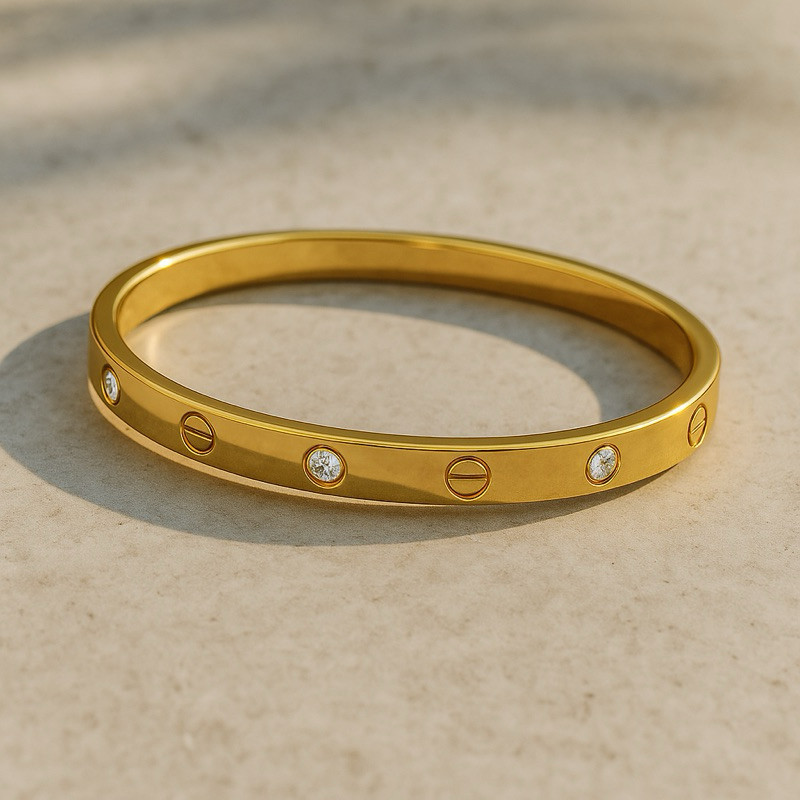 Pulseira Bracelete parafuso com pedra Dourado feminino 100% em moeda cor de ouro 18k em Oferta na Shopee