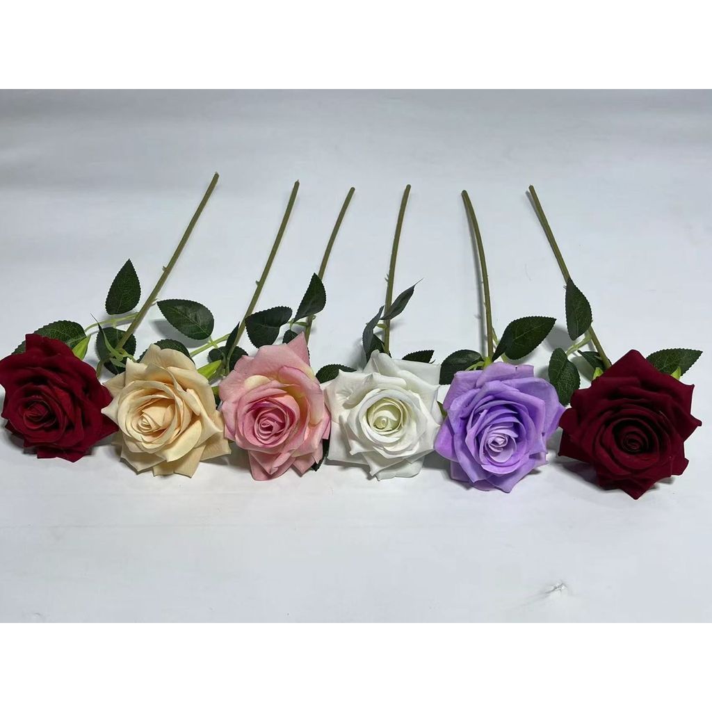 Galho de Rosa Colorida Artificial Elegante e Charmosa Decorativa Galho de rosa de Enfeite Decorativo -  DZL-46499
