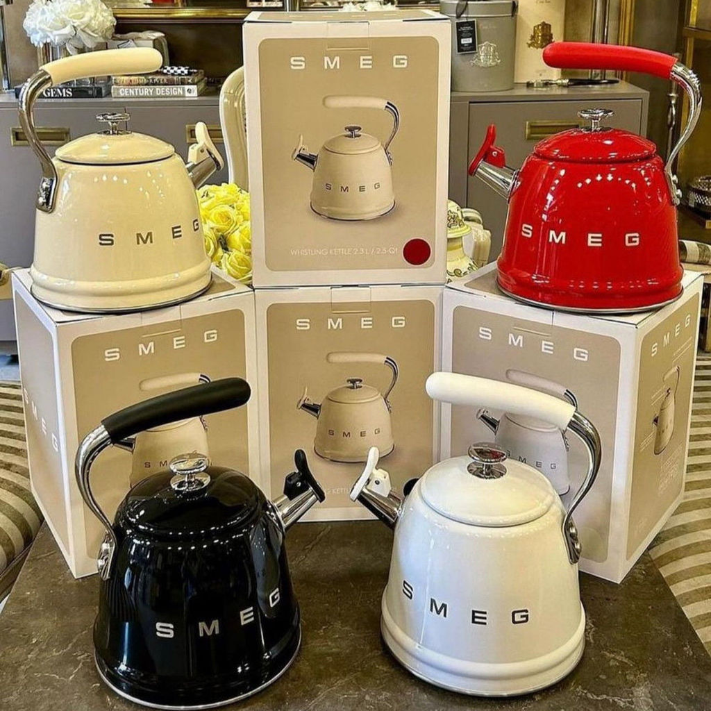 2026 novo estilo smeg smeg garrafa de água Retro 304 doméstico aço inoxidável grande capacidade fogão ao ar livre portát