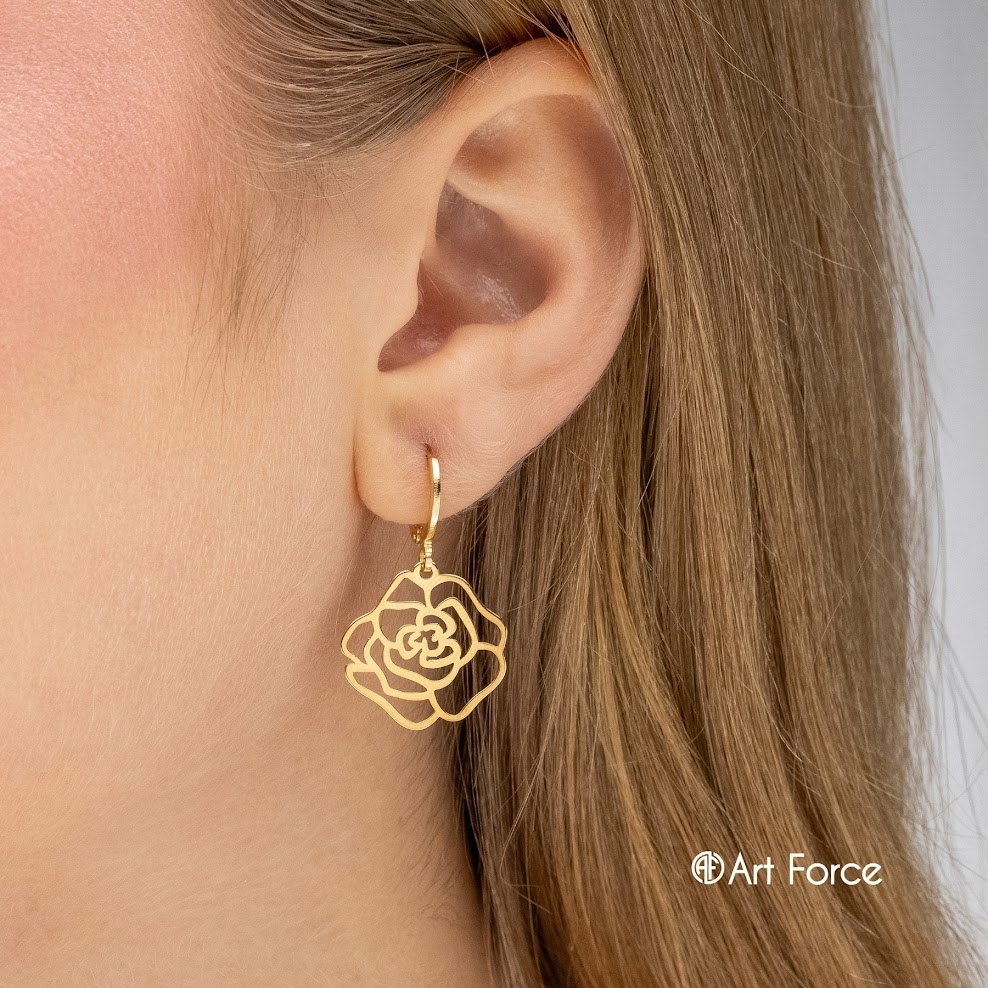 Brinco Rosa Delicado Feminino Banhado Ouro 18k Antialérgico Elegante - Art Force Semijoias