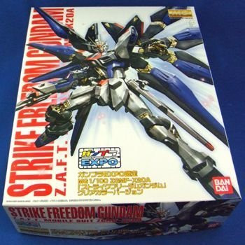 【Exclusivo da Gunpla EXPO】 MG 1/100 Strike Freedom Gundam Ver. Cores Transparentes《Modelo de Plástico》