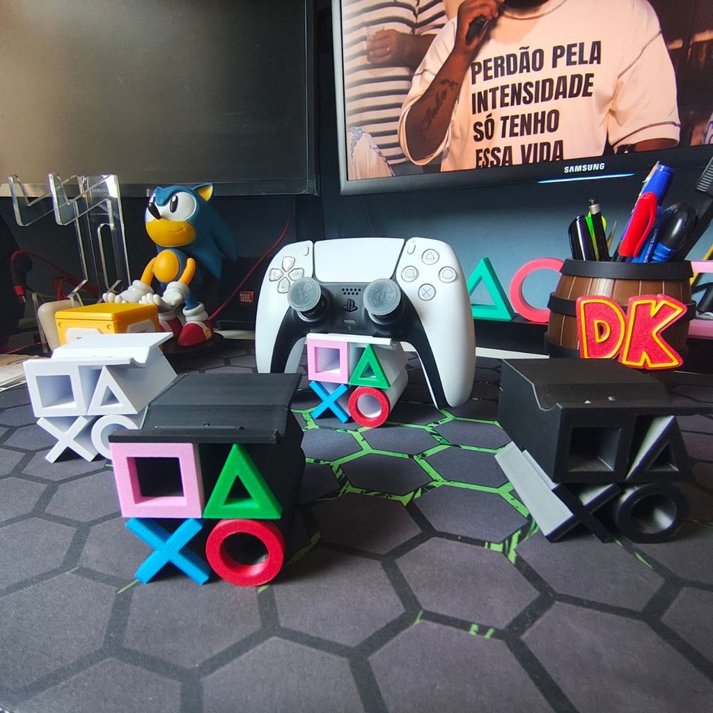 Base Suporte Para Controle de PS5 Playstation 5 Dualsense - Base Stand Geek Mesa Expositor Decoração