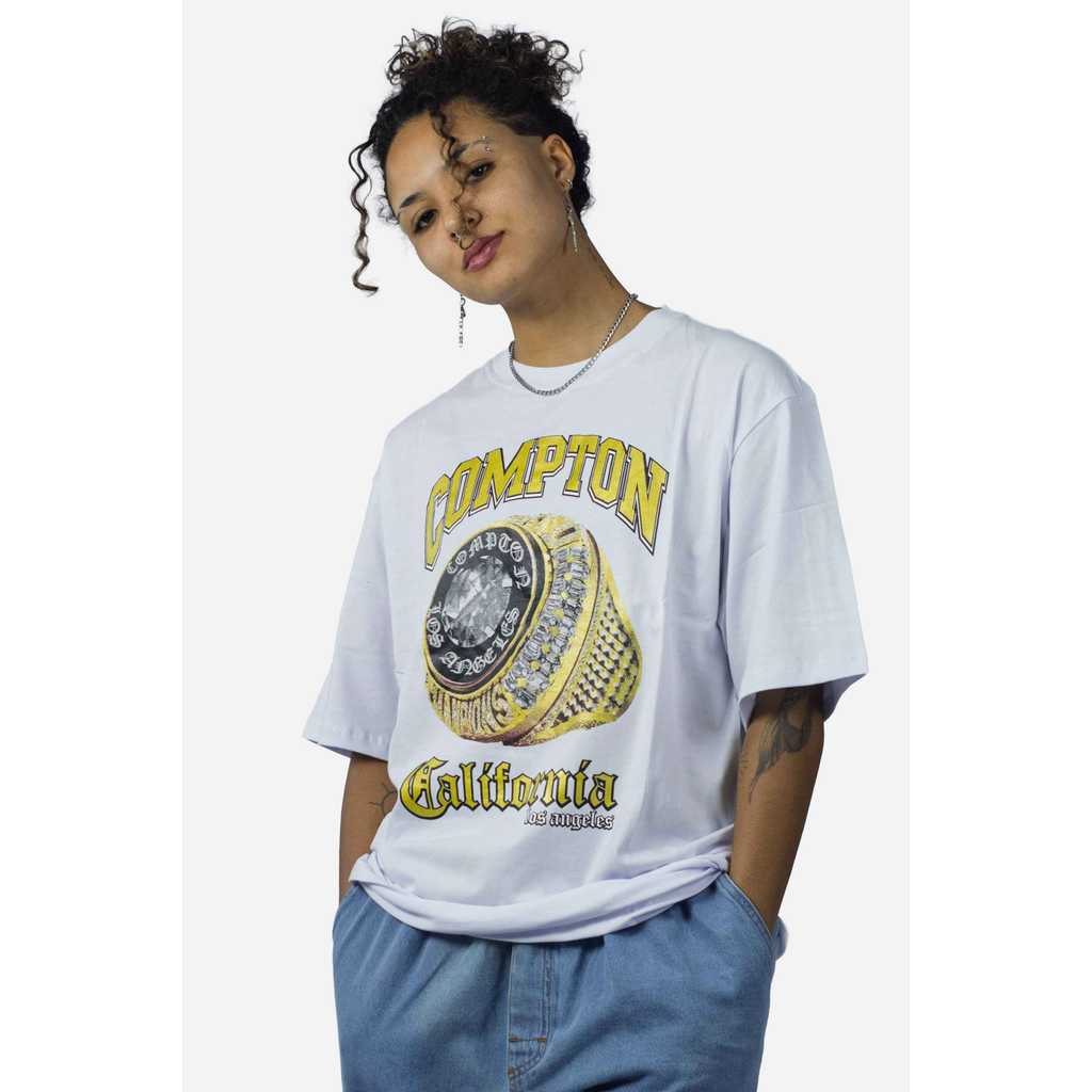 Camiseta Compton Oversized Champion Rings Branca