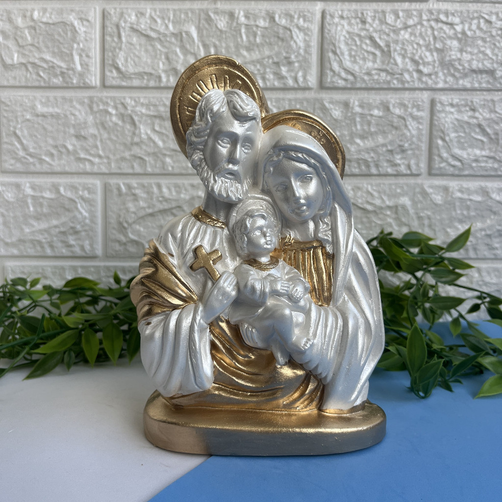 Sagrada Familia Perolada com Dourado Imagem 20cm em Oferta na Shopee